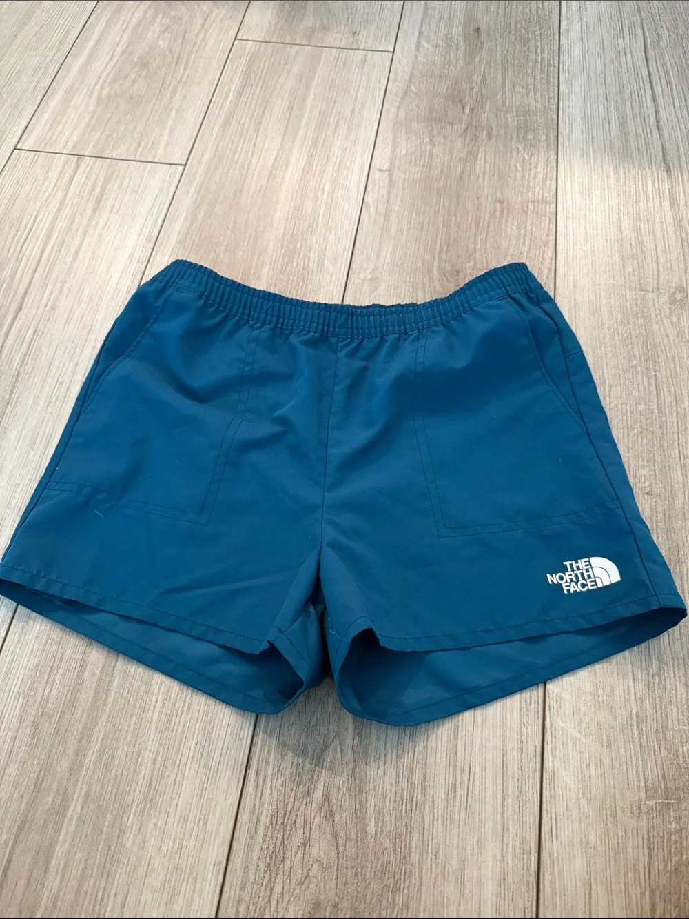 The North Face Girls Amphibious Class V Shorts Blue Coral Large